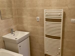 Pronájem bytu 2+kk, Pardubice - Trnová, Jozefa Gabčíka, 60 m2
