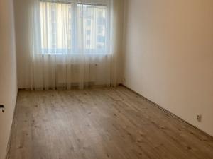 Pronájem bytu 2+kk, Pardubice - Trnová, Jozefa Gabčíka, 60 m2