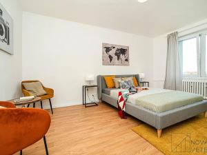 Pronájem bytu 3+kk, Praha - Hloubětín, Poděbradská, 53 m2