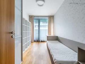 Prodej bytu 3+kk, Praha - Holešovice, U průhonu, 75 m2