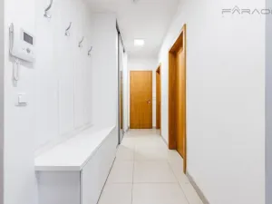 Prodej bytu 3+kk, Praha - Holešovice, U průhonu, 75 m2