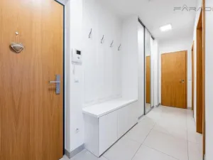 Prodej bytu 3+kk, Praha - Holešovice, U průhonu, 75 m2