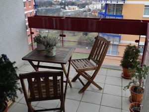 Pronájem bytu 3+kk, Praha - Libeň, Nad Okrouhlíkem, 83 m2