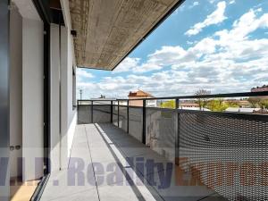 Prodej bytu 3+kk, Praha, Spojovací, 88 m2