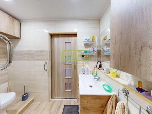 Prodej bytu 3+1, Teplice, Habrová, 75 m2