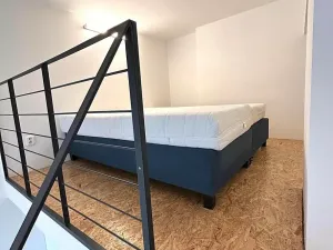 Pronájem bytu 1+kk, Praha, Poděbradská, 31 m2
