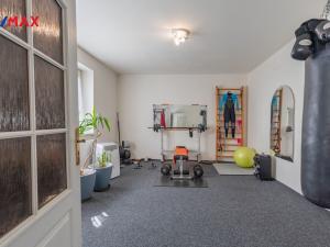 Prodej rodinného domu, Lom, Komenského, 300 m2