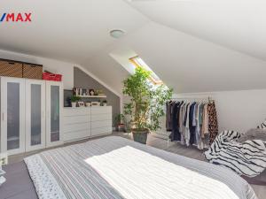 Prodej rodinného domu, Lom, Komenského, 300 m2