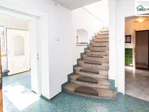 Prodej rodinného domu, Luby, Revoluční, 250 m2