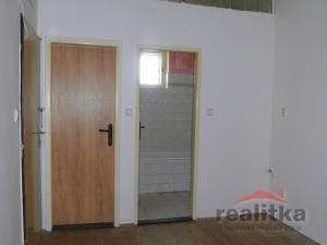 Pronájem bytu 1+1, Opava, Krnovská, 57 m2