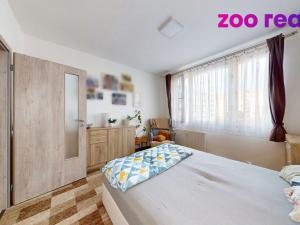 Prodej bytu 3+1, Volary, Sídl. Míru, 70 m2