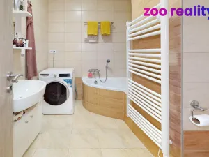 Prodej bytu 3+1, Volary, Sídl. Míru, 70 m2