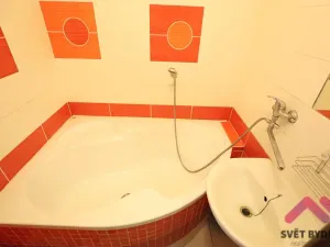 Pronájem bytu 2+1, Praha - Hloubětín, Sadská, 52 m2