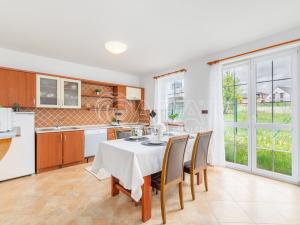 Prodej rodinného domu, Frymburk, 118 m2