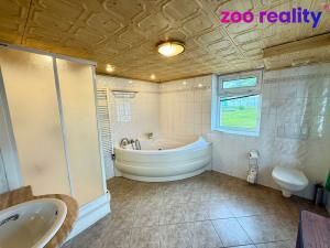 Prodej rodinného domu, Velké Chvojno, 212 m2