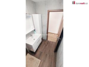 Pronájem bytu 2+1, Praha - Kobylisy, Chabařovická, 67 m2