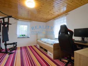 Prodej rodinného domu, Jeviněves, 90 m2