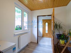 Prodej rodinného domu, Jeviněves, 90 m2