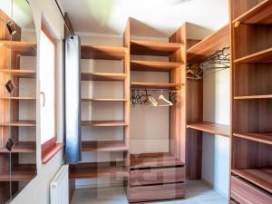 Pronájem rodinného domu, Tuchoměřice, U Špejcharu, 157 m2