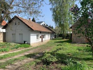 Prodej ubytování, Praha - Šeberov, K Hrnčířům, 250 m2