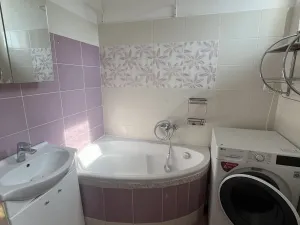 Pronájem bytu 2+1, Olomouc - Nové Sady, Rooseveltova, 72 m2