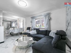 Prodej rodinného domu, Vroutek, Sadová, 152 m2