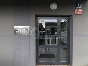 Prodej bytu 6+kk a větší, Praha - Záběhlice, Dunická, 376 m2