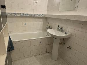 Prodej bytu 3+1, Praha - Stodůlky, Borovanského, 71 m2