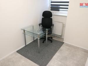 Pronájem obchodního prostoru, Zdice, Čs. armády, 18 m2
