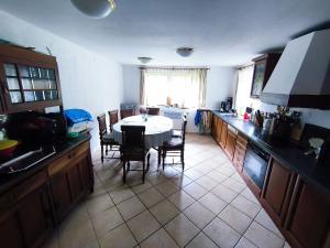 Prodej rodinného domu, Žďárec, 256 m2