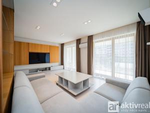 Pronájem bytu 4+kk, Praha - Karlín, Za Karlínským přístavem, 150 m2