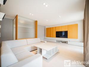 Pronájem bytu 4+kk, Praha - Karlín, Za Karlínským přístavem, 150 m2
