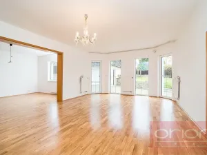 Pronájem rodinného domu, Praha - Nebušice, Ke strži, 400 m2
