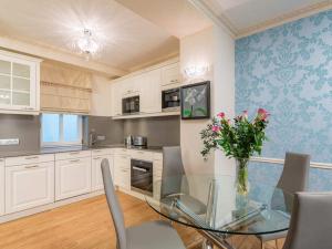 Prodej bytu 3+kk, Karlovy Vary, Vřídelní, 105 m2