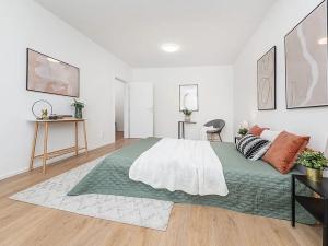Prodej bytu 3+kk, Praha - Kamýk, Olbramovická, 68 m2