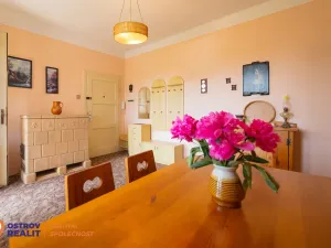 Prodej bytu 4+1, Šumperk, Masarykovo nám., 97 m2