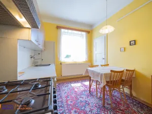 Prodej bytu 4+1, Šumperk, Masarykovo nám., 97 m2