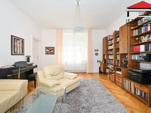 Prodej bytu 4+1, Brno, Čápkova, 109 m2