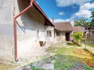 Prodej rodinného domu, Lišany, Pražská, 150 m2