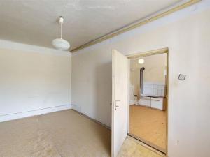 Prodej rodinného domu, Lišany, Pražská, 150 m2