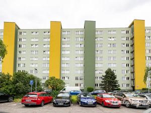 Pronájem bytu 3+1, Praha, Hrusická, 71 m2