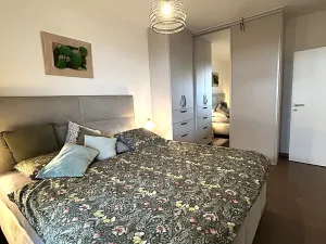 Pronájem bytu 2+kk, Praha - Vysočany, Svatošových, 60 m2