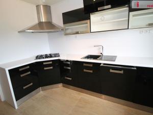 Prodej bytu 2+1, Mariánské Lázně - Hamrníky, třída Vítězství, 85 m2