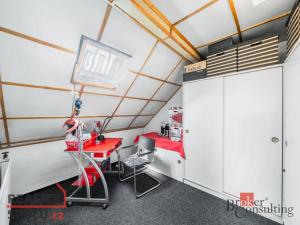 Prodej rodinného domu, Dolany, 198 m2