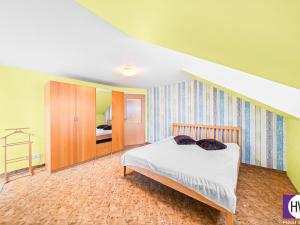 Prodej rodinného domu, Zbiroh, Heberova, 200 m2