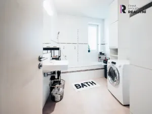Pronájem bytu 3+kk, Zlín, Obeciny, 80 m2
