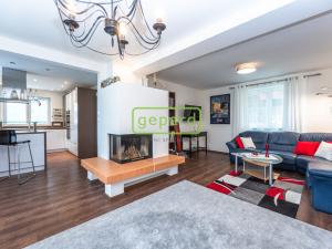 Prodej ubytování, Bečov nad Teplou, Na Zelené, 231 m2