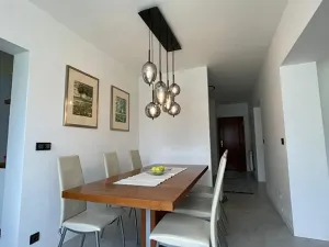 Pronájem rodinného domu, Ohrobec, V sedlištích, 220 m2