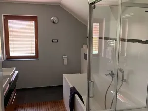 Pronájem rodinného domu, Ohrobec, V sedlištích, 220 m2