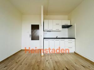 Pronájem bytu 1+kk, Ostrava - Poruba, náměstí Václava Vacka, 28 m2
